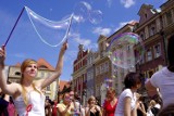 Stary Rynek utonął w bańkach mydlanych (zdjęcia + wideo)