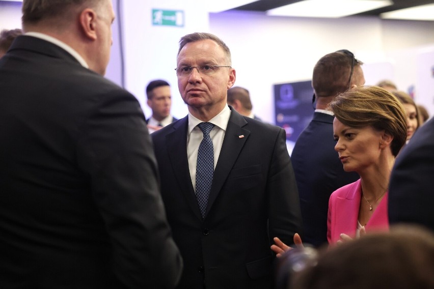 Prezydent odwiedził stoiska polskich przedsiębiorców.