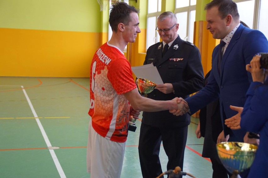 OSP Postękalice wygrało XVIII Mistrzostwa Powiatu Bełchatowskiego Strażaków OSP w Halową Piłkę Nożną w Drużbicach
