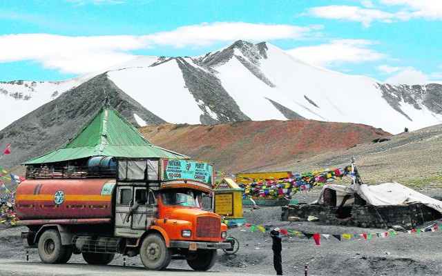 Ladakh - stąd biorą początek szlaki prowadzące w najwyższe góry świata. To tu zaczyna podróż wielu wspinaczy chcących zdobyć ośmiotysięczniki