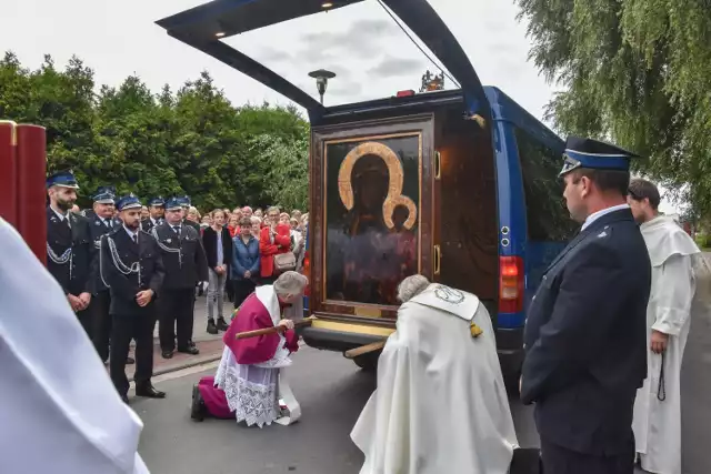 We wrześniu kopię obrazu Matki Boskiej Częstochowskiej powitali wierni z Otorowa