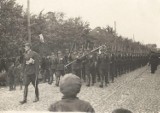 19 października 1935 roku w Sieradzu. Tego dnia przybyli żołnierze - ZDJĘCIA