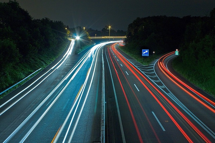 MINUS

I znów o drogach, bo temat wdzięczny... Pamiętacie,...