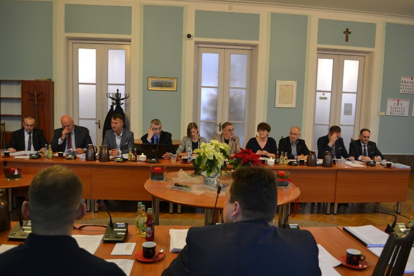 Radni Miasta Pruszcz Gdański ustalili budżet na przyszły rok. Będą inwestycje i wsparcie sportu