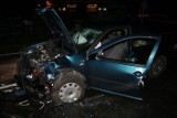 Czołowe zderzenie  w Szabdzie, dwóch kierowców w szpitalu [zdjęcia]