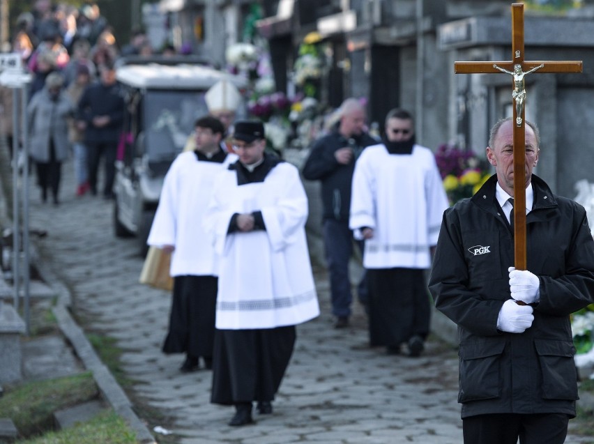 Pogrzeb 59 dzieci zmarłych przed urodzeniem na Cmentarzu Zasańskim w Przemyślu [ZDJĘCIA]