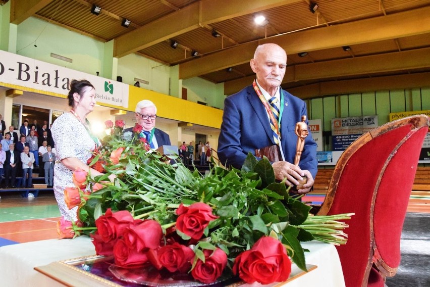  100 lat dla Mariana Kasprzyka podczas gali beskidzkich olimpijczyków! [ZDJĘCIA]