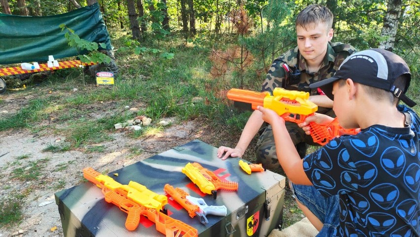 W poniedziałek, 15 sierpnia odbył się piknik militarny w Ogrodzieńcu.