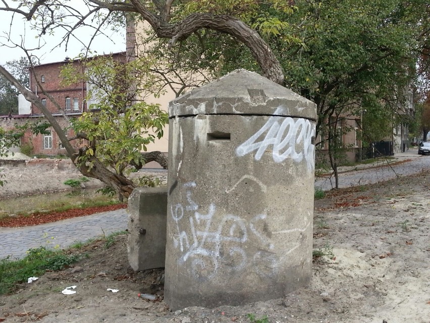 Schron Ein Mann Bunker do niedawna znajdował się na ul....