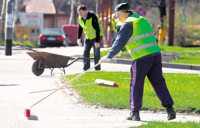 Sprzątaniem miejsc publicznych można zmniejszyć lub nawet zniwelować dług