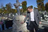 Kolejne nagrobki odnowiono na starym cmentarzu w Zduńskiej Woli ZDJĘCIA