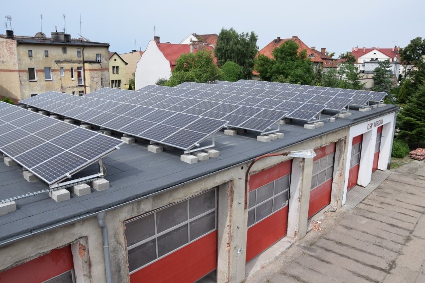 KOŚCIAN. Panele fotowoltaiczne na dachu Komendy Powiatowej PSP w Kościanie Nasi strażacy jako jedni z pierwszych się na to zdecydowali FOTO