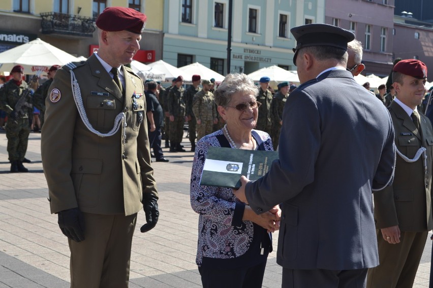 Wojskowa impreza w Rybniku: świętują 65-lecie WKU