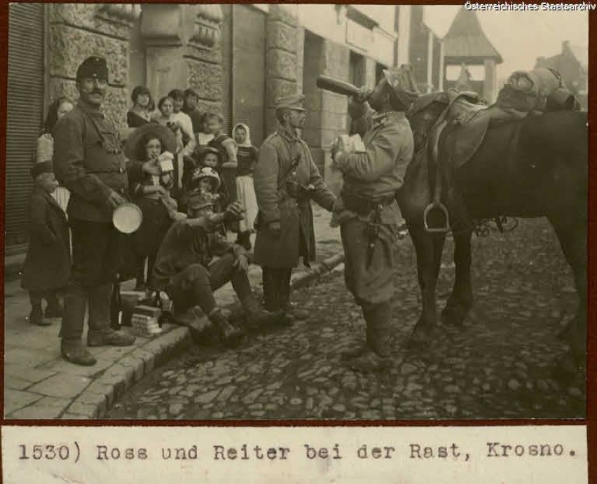 Fotografie ze zbiorów Austriackiego Archiwum Państwowego...