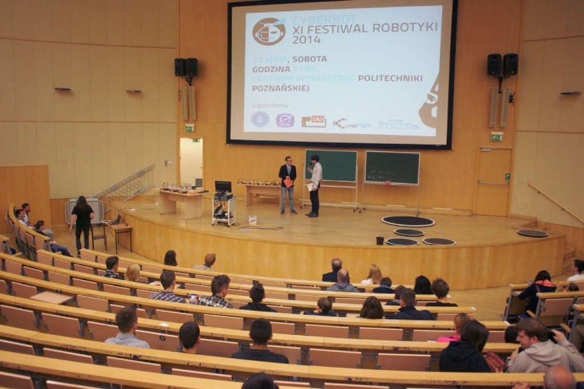 Festiwal robotyki Cyberbot 2014 odbywa się 17 maja