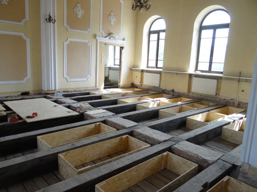Trwa remont w Muzeum Regionalnym i siedzibie USC w Radomsku