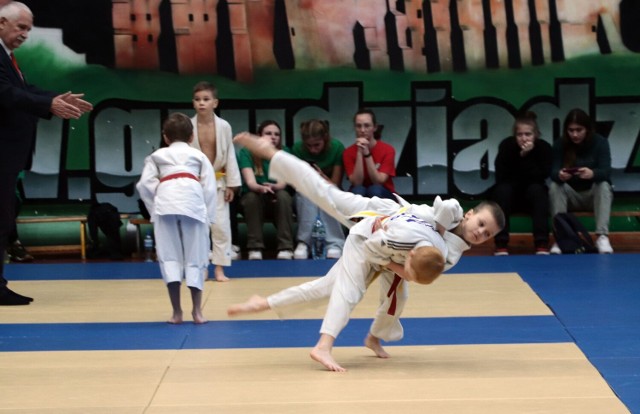 Walki młodych judoków odbywały się na czterech matach hali GKS "Olimpia Grudziądz"