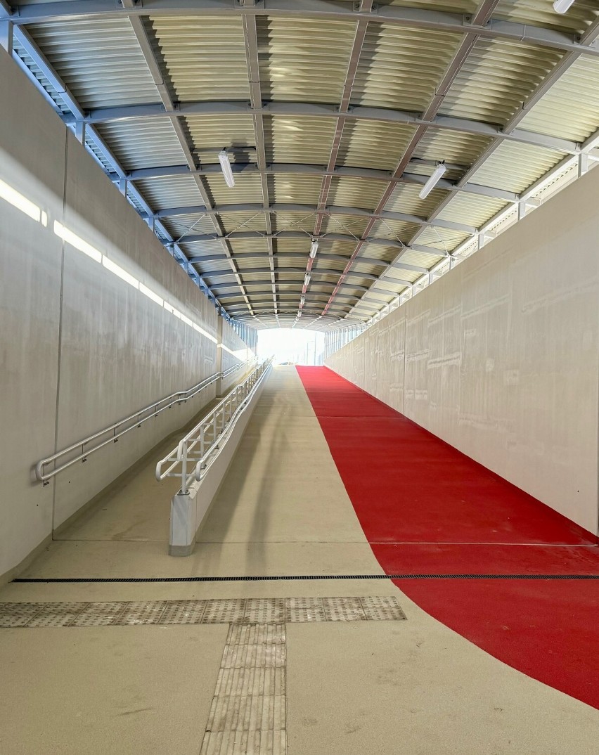 Tak wygląda nowy tunel pieszo-rowerowy w Dąbrowie Górniczej...
