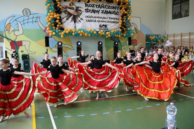 Tancerze Zespołu Tańca Jazzowego BALLO  zaprezentowali się z sukcesem podczas  występów na ogólnopolskim turnieju w Starym Zamościu.