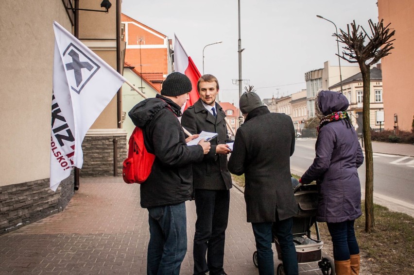 Pytali mieszkańców Szamotuł o referendum w sprawie uchodźców 