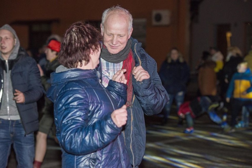 Sylwester w Margoninie: Zobaczcie, jak witano Nowy Rok na rynku! (ZDJĘCIA)