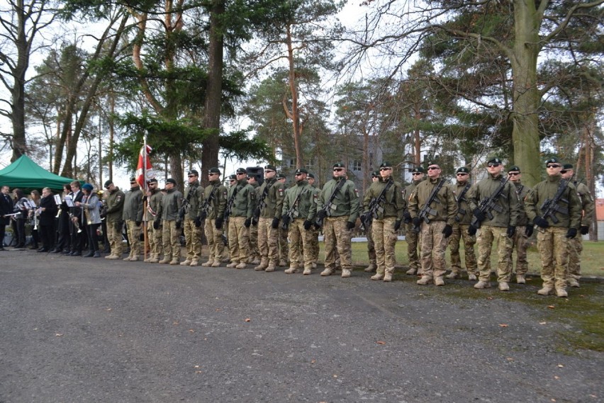 Lubliniec: uroczystości patriotyczne z okazji 100-lecia odzyskania przez Polskę niepodległości na Cmentarzu Wojskowym ZDJĘCIA