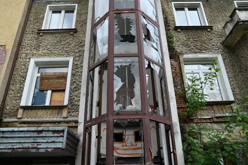 Opuszczony dawny oddział szpitala / sanatorium w Wesołej