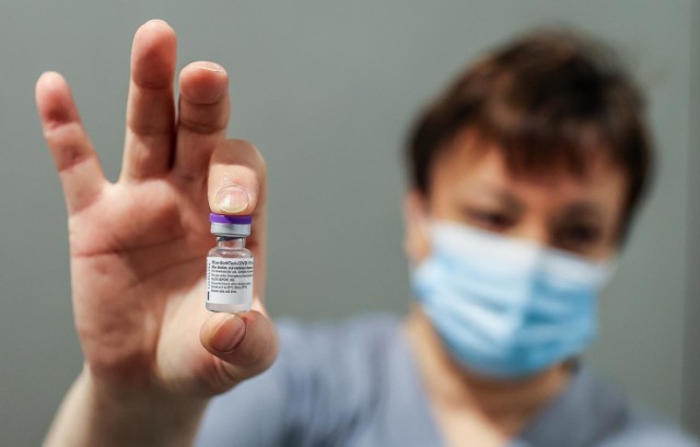 W Chorzowie zaginęło 15 fiolek ze szczepionką przeciwko COVID-19