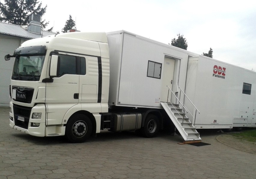 Symulator nauki jazdy samochodem ciężarowym w Centrum Kształcenia Praktycznego w Pleszewie