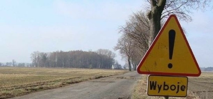 Droga z Miłoradza do Piekła od wielu lat czeka na remont