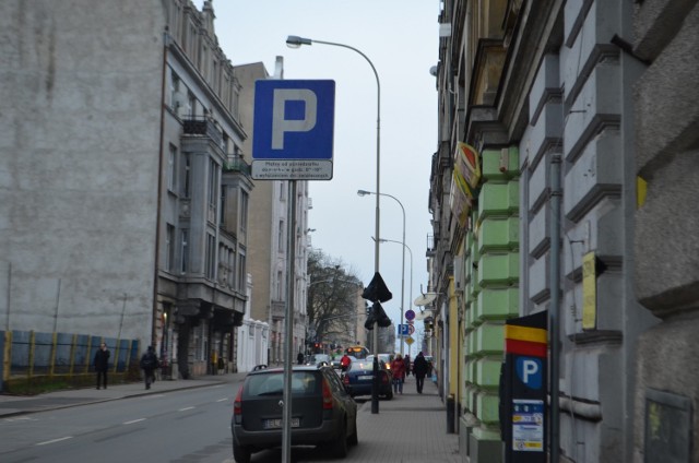 Na ulicy Sienkiewicza powstało ok. 100 nowych miejsc parkingowych