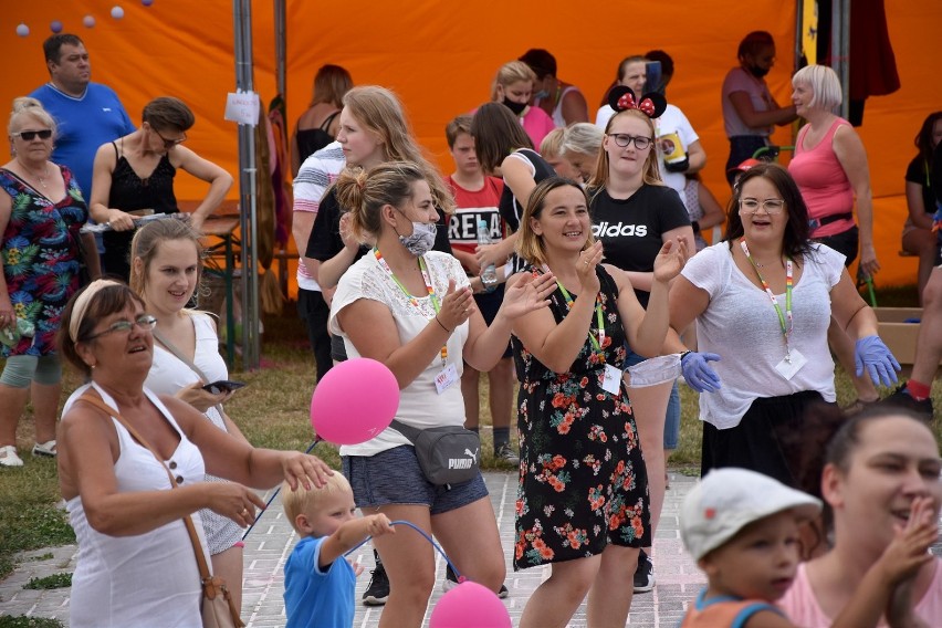 Chodzieski Festiwal Pomocy dla Hani Jopp przyciągnął tłumy nad Jezioro Miejskie