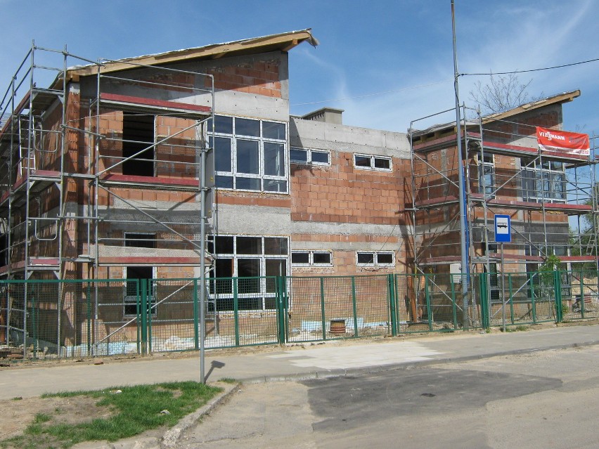 Olkusz: Nowy budynek Przedszkola nr 4 miał być gotowy w czerwcu. Przeszkodziła pogoda