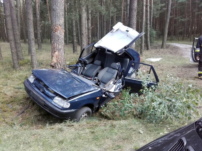 Gmina Grodzisk: Zmasakrowane auto FOT