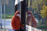 MZK Jastrzębie-Zdrój: pasażerowie nie noszą maseczek? Jest reakcja: od soboty wejdziesz do autobusu tylko przednimi drzwiami