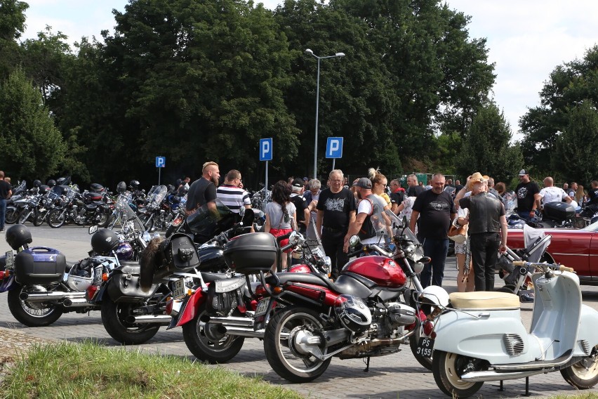 Motocykliści z Wolsztyńskiego Towarzystwa Motocyklowego zorganizowali dziś Charytatywny Piknik Motocyklowy.