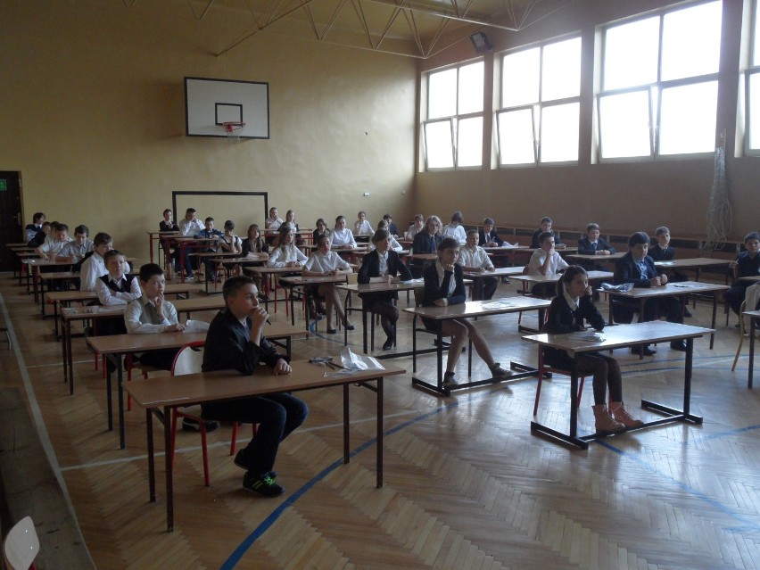 Egzamin szóstoklasisty w SP nr 10 w Sosnowcu [ZDJĘCIA]