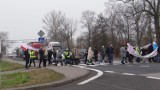 Mieszkańcy kutnowskiego pikietowali w Bedlnie. Żądają poprawy bezpieczeństwa na DK92