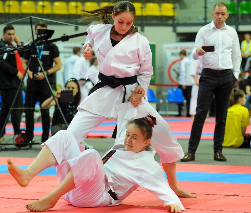 Karate tradycyjne. XXXIII Mistrzostwa Polski - Fenomenalny występ Magdaleny Mielnik ZDJĘCIA