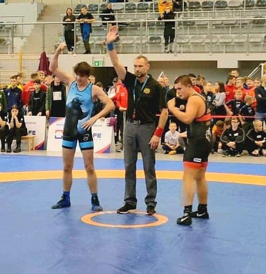Zapaśnik Agrosu Żary, Wiktor Błaszczyk, wywalczył brąz na Mistrzostwach Polski młodzików. Stoczył heroiczny bój o medal