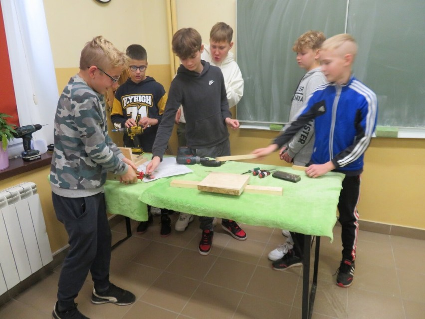 Lekcja na temat ochrony przyrody w Szkole Podstawowej w Radwankach 