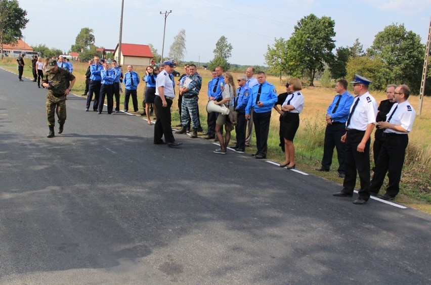 Łowcza: Blokada drogi i zatrzymanie groźnych przestępców. Kolejne ćwiczenia policji i SG (ZDJĘCIA)