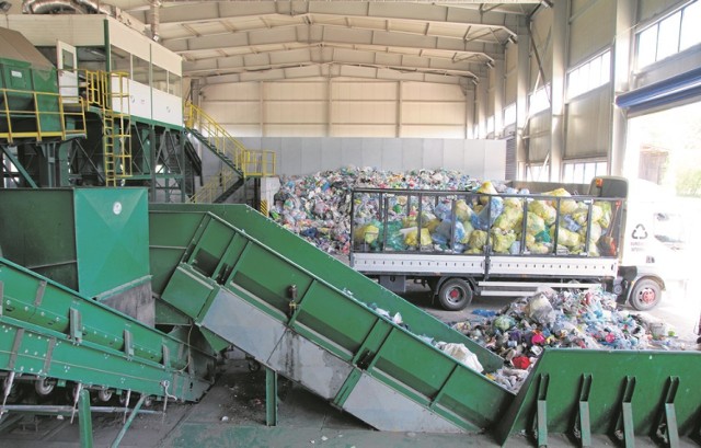 Nawet radni nie dowiedzieli się, jakie nieprawidłowości zostały wykryte w Zakładzie Unieszkodliwiania Odpadów Komunalnych