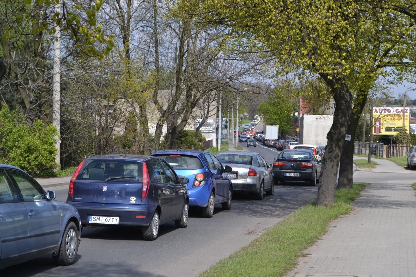 Wypadek na Paruszowcu na skrzyżowaniu Wielopolskiej i Mikołowskiej. Kobieta w ciąży w szpitalu
