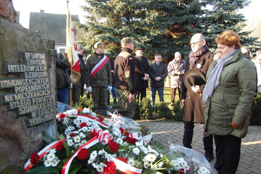 36. rocznica wprowadzenia stanu wojennego w Polsce. Uroczystości odbyły się w Szubinie i Potulicach [zdjęcia]