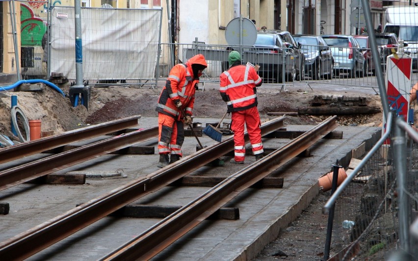 Nowe torowisko tramwajowe na ulicy Toruńskiej w Grudziądzu...