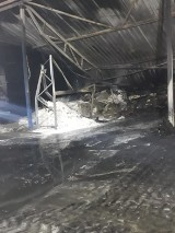 Pożar hali ze styropianem na ul. Obrzyckiej w Obornikach