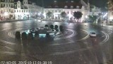 Gniezno: pijany kierowca jeździł wokół fontanny