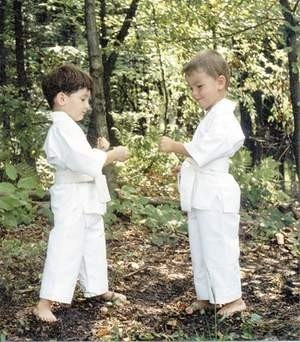 W zajęciach karate mogą uczestniczyć nawet małe dzieci.