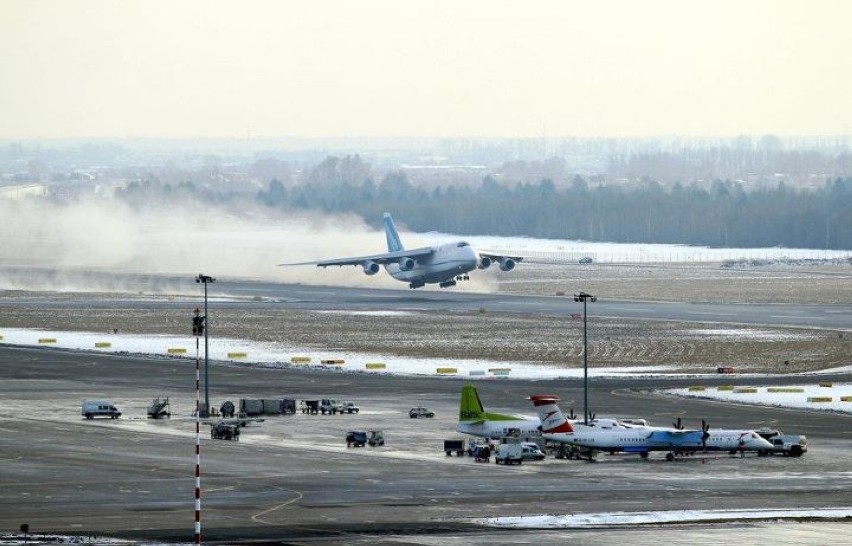 An-124 na Lotnisku Chopina